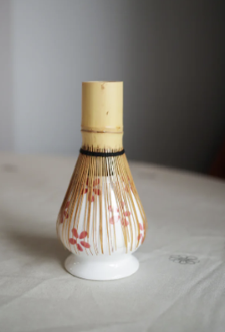 Chasentaten - ceramic holder for chasen brush - Image 3